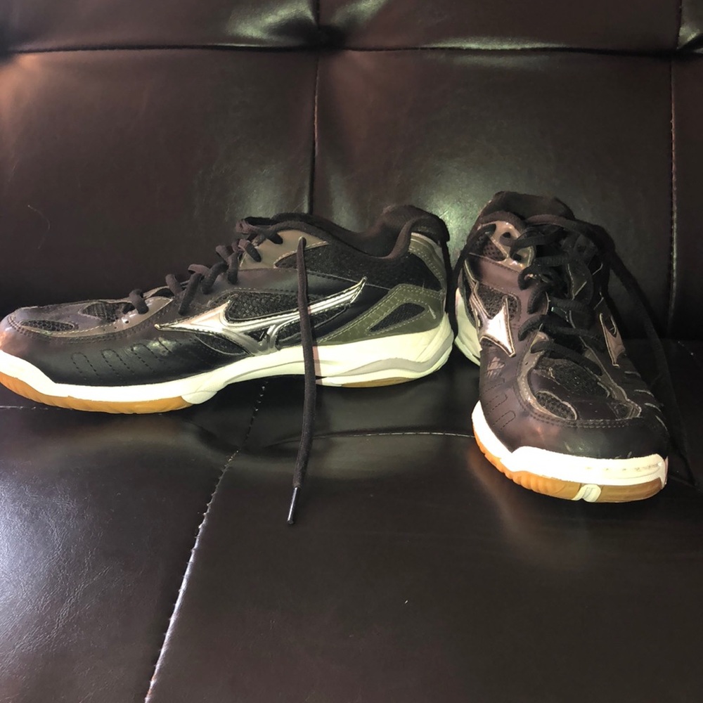 Mizuno Volleyball Shoes